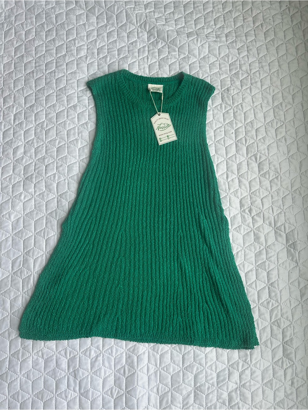Sleeveless Ribbed Tunic in Emerald Green